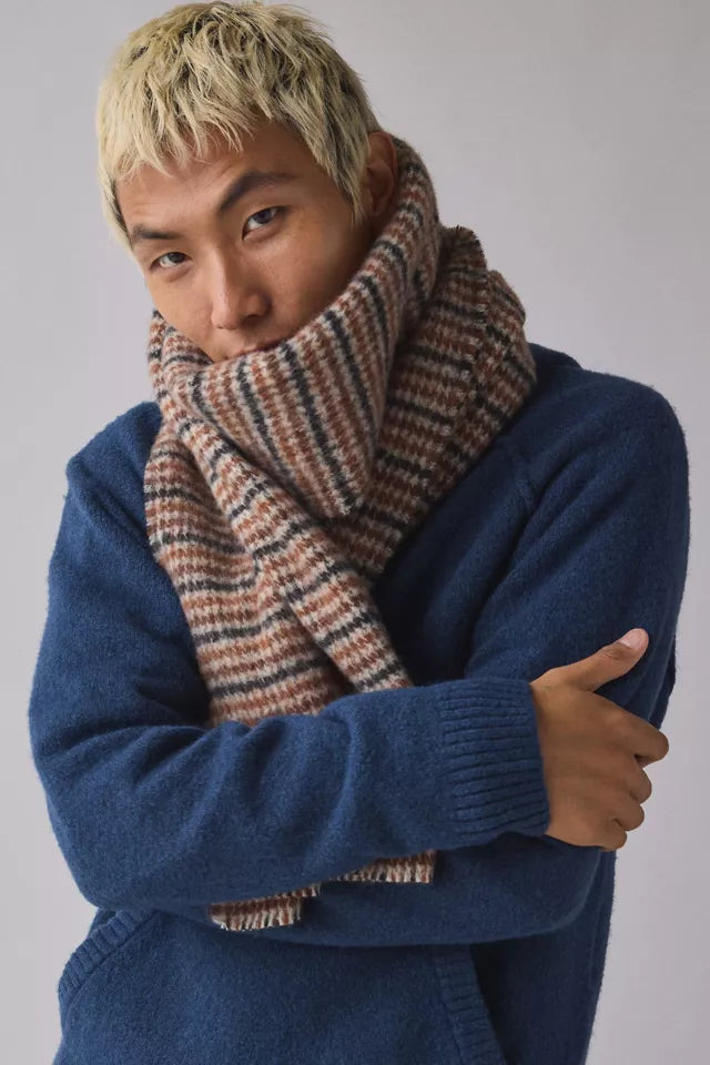 Houndstooth Pattern Scarf