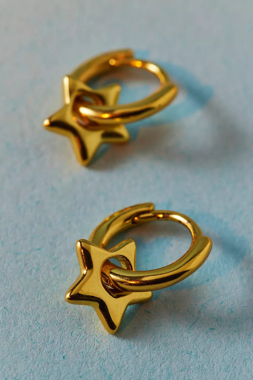 14k Gold Plated Puffy Star Mini Hoop Earring