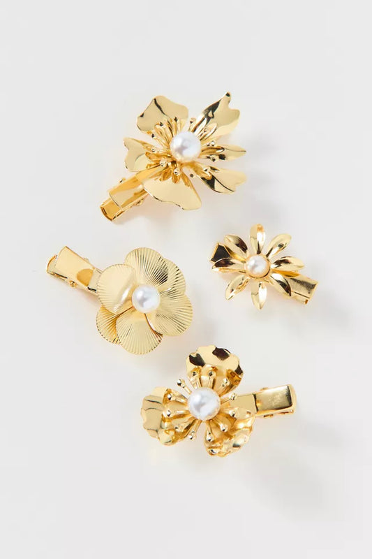 Pearl And Metal Flower Clips Set