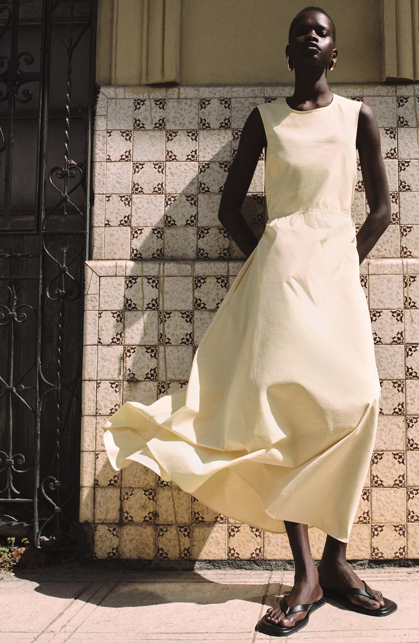 Sleeveless Open Back Cotton Maxi Dress