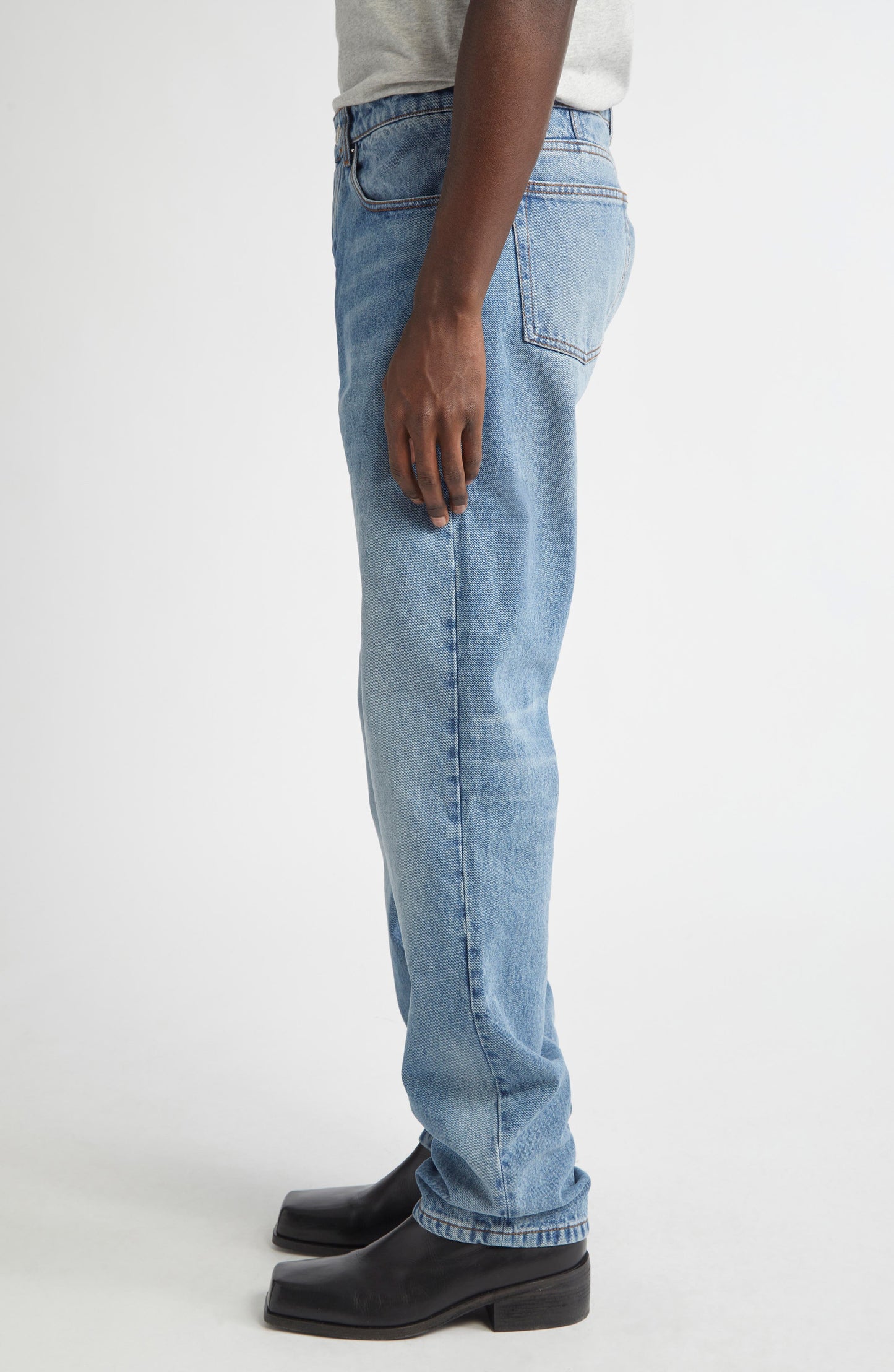 Classic Fit Jeans